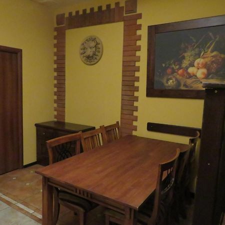 Hostel Jan In The Very Center Ереван Экстерьер фото